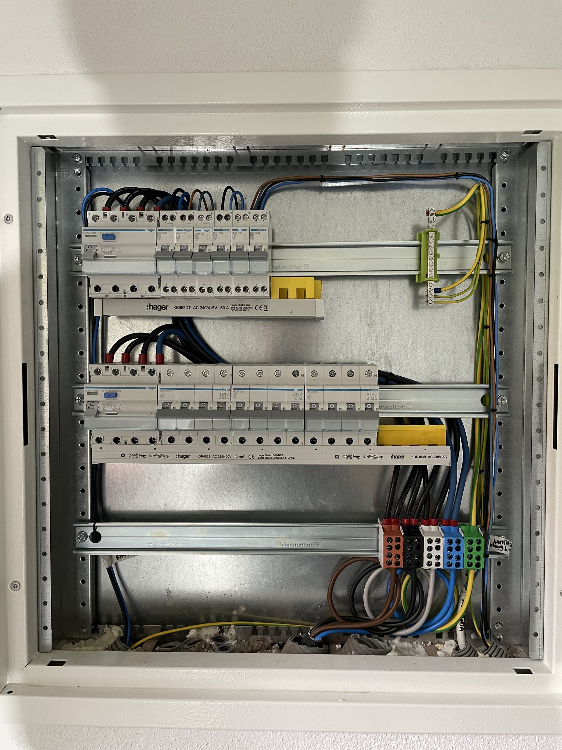 Praxis-Einblick Heizungsverteiler Pellets Elektroinstallation Deutschlandsberg
